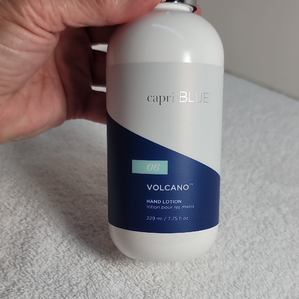 Volcano Hand Lotion - White and Blue